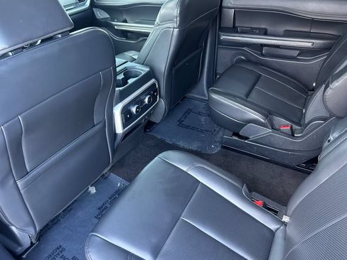 Used 2022 Ford Expedition XLT AWD/4WD image 11