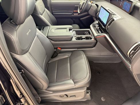 New 2026 Ford Expedition Max Platinum w/ Stealth Performance Package image 28