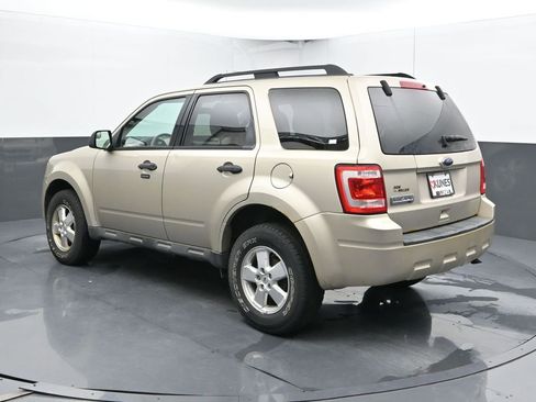 Used 2010 Ford Escape XLT FWD image 9