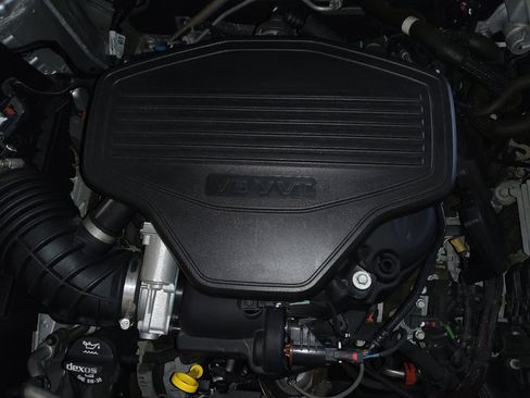 Used 2020 Chevrolet Blazer LT image 30