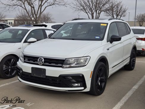 Used 2019 Volkswagen Tiguan SEL R-Line image 1