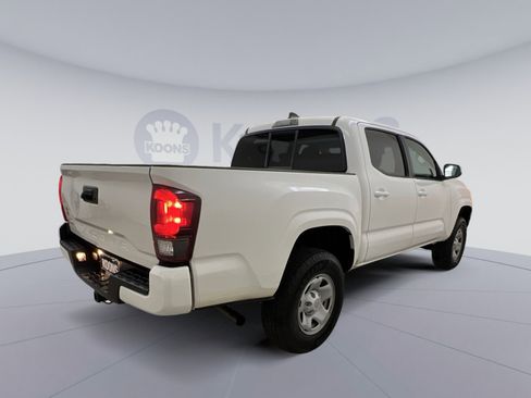 Used 2022 Toyota Tacoma SR w/ SR Convenience Package RWD image 8