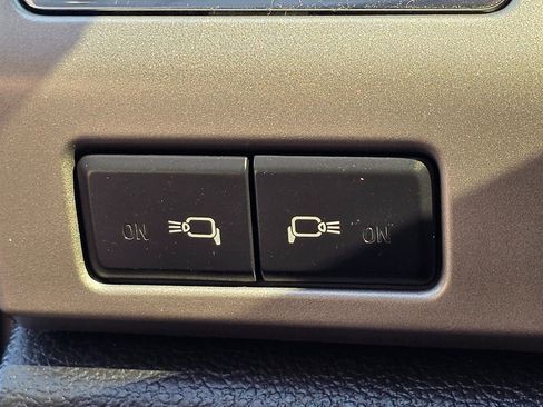 Used 2019 Ford F150 Lariat image 52