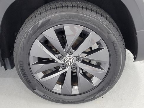 Used 2024 Volkswagen Taos S FWD image 11