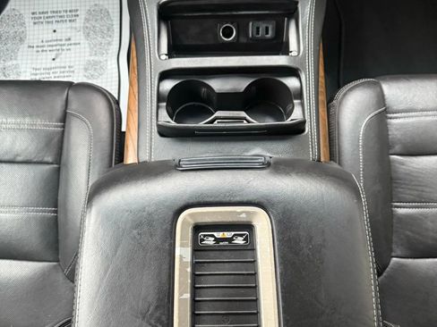 Used 2019 GMC Yukon XL Denali image 15