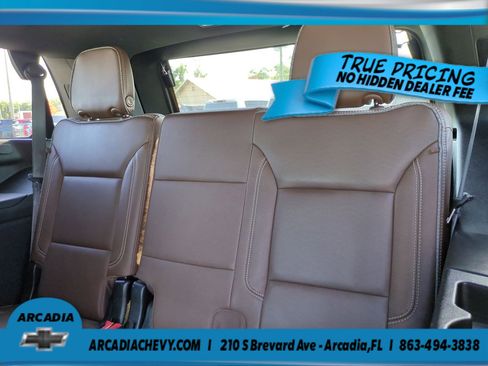 Used 2023 Chevrolet Tahoe High Country w/ Premium Package 2 AWD/4WD image 13