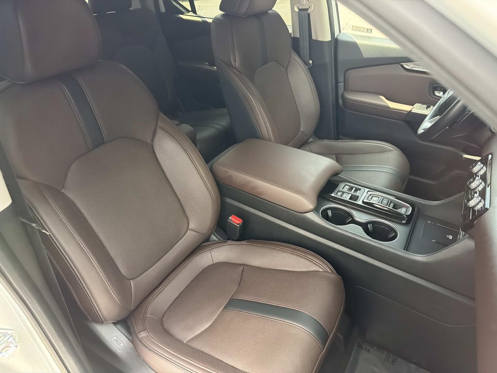 Used 2025 Honda Pilot Elite image 38