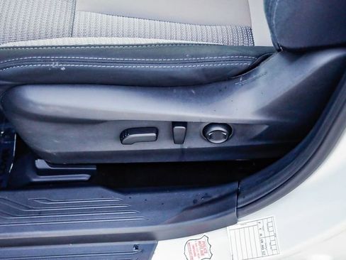 Used 2025 Subaru Outback Premium image 26