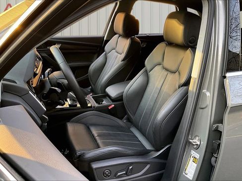 Used 2023 Audi Q5 2.0T Premium Plus w/ Premium Plus Package image 21