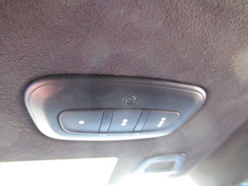 Used 2023 Jeep Grand Cherokee Summit AWD/4WD image 29