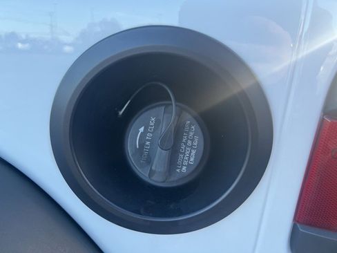 Used 2021 Jeep Wrangler Sport S image 31