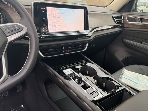 New 2026 Volkswagen Atlas SEL AWD/4WD image 19