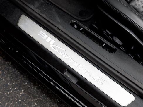 Used 2024 Porsche 911 Carrera S RWD image 20