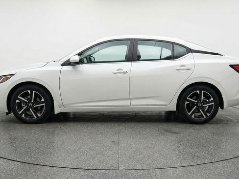 Used 2025 Nissan Sentra SV FWD image 5