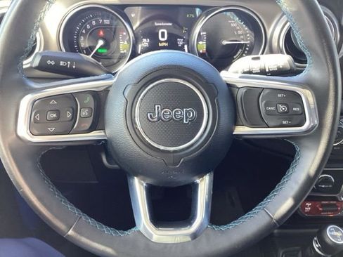 Used 2023 Jeep Wrangler Unlimited Rubicon 4xe AWD/4WD image 15