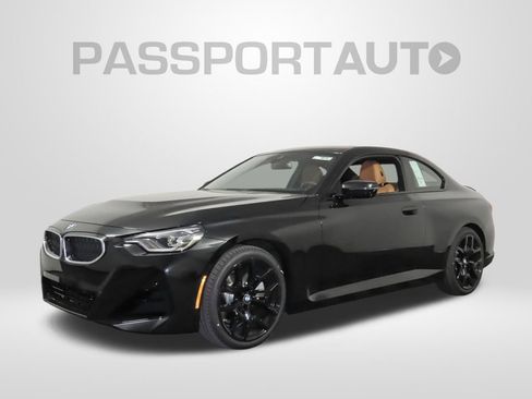 Used 2025 BMW 230i xDrive Coupe w/ M Sport Package AWD/4WD image 1