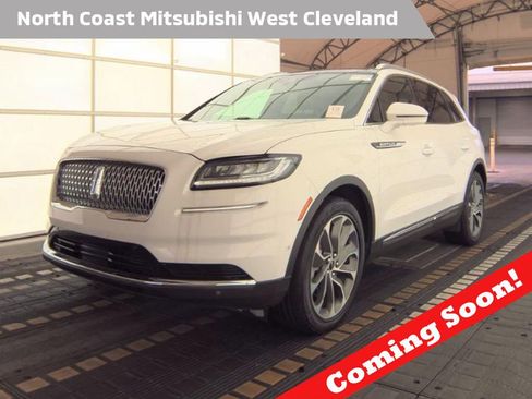 Used 2022 Lincoln Nautilus Reserve w/ Equipment Group 201A FWD image 1