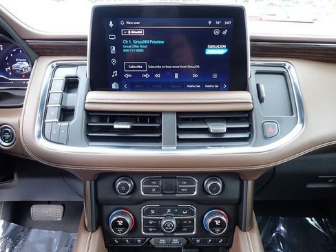 Used 2022 Chevrolet Suburban High Country w/ Max Trailering Package AWD/4WD image 25