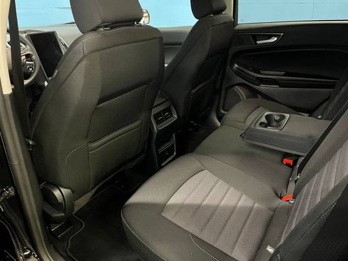 Used 2024 Ford Edge SE AWD/4WD image 14