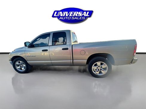 Used 2005 Dodge Ram 1500 Truck ST image 4