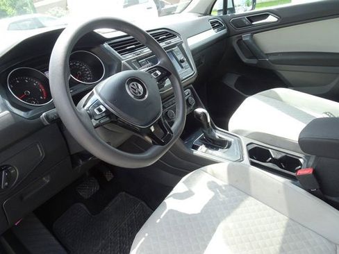 Used 2018 Volkswagen Tiguan S FWD image 10