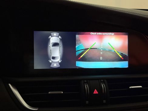 Used 2019 Alfa Romeo Giulia Ti image 32