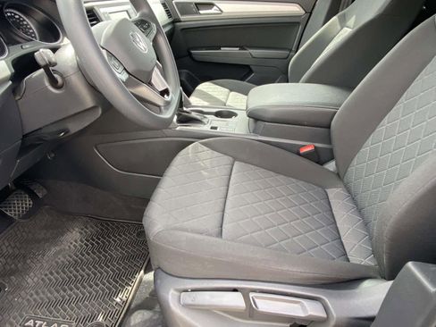 Used 2020 Volkswagen Atlas Cross Sport S FWD image 13