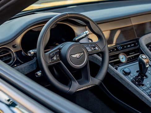 Used 2022 Bentley Other Bentley Models image 25