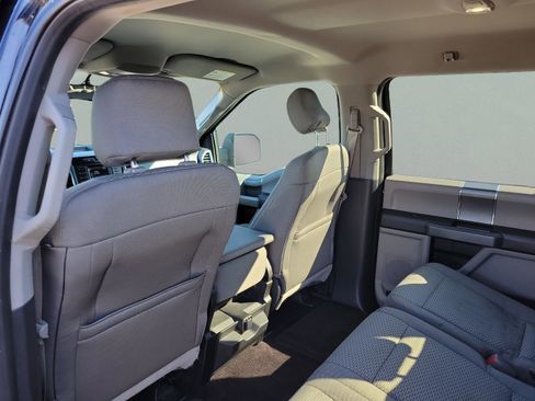 Used 2016 Ford F150 XLT w/ Equipment Group 301A Mid image 18