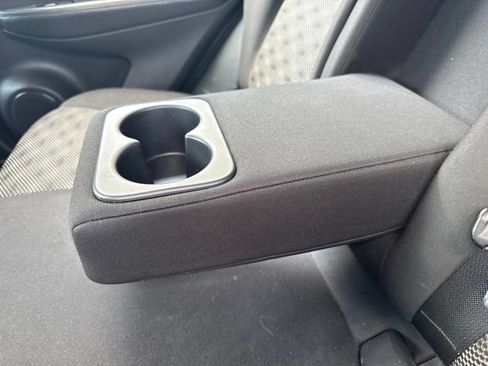 Used 2017 Nissan Rogue Sport SV FWD image 14