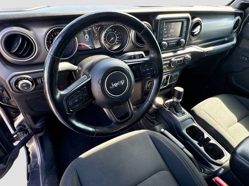Used 2021 Jeep Gladiator Sport AWD/4WD image 10