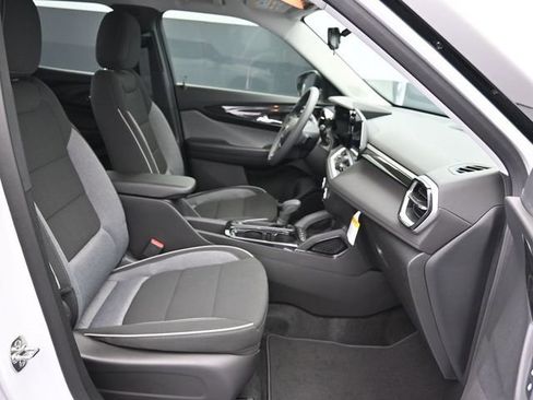 New 2026 Chevrolet TrailBlazer LS w/ LS Convenience Package FWD image 40