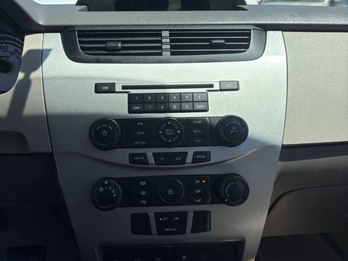 Used 2011 Ford Focus S FWD image 18