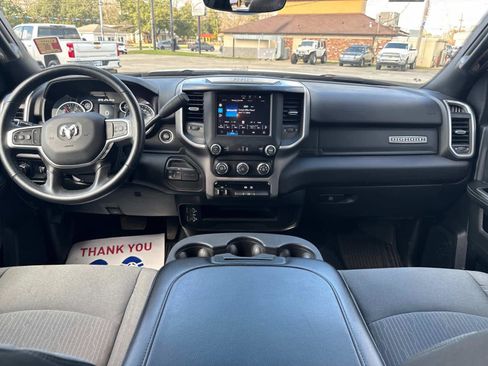 Used 2024 RAM 3500 Big Horn image 31