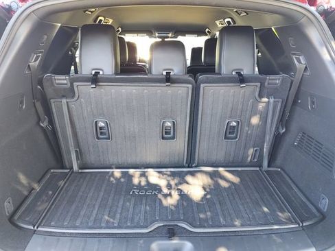 Used 2024 Nissan Pathfinder Rock Creek AWD/4WD image 12