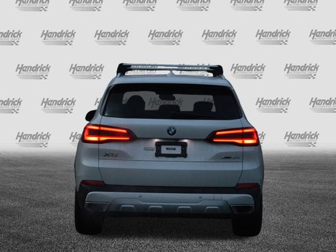 Certified 2023 BMW X5 xDrive40i w/ Executive Package image 11