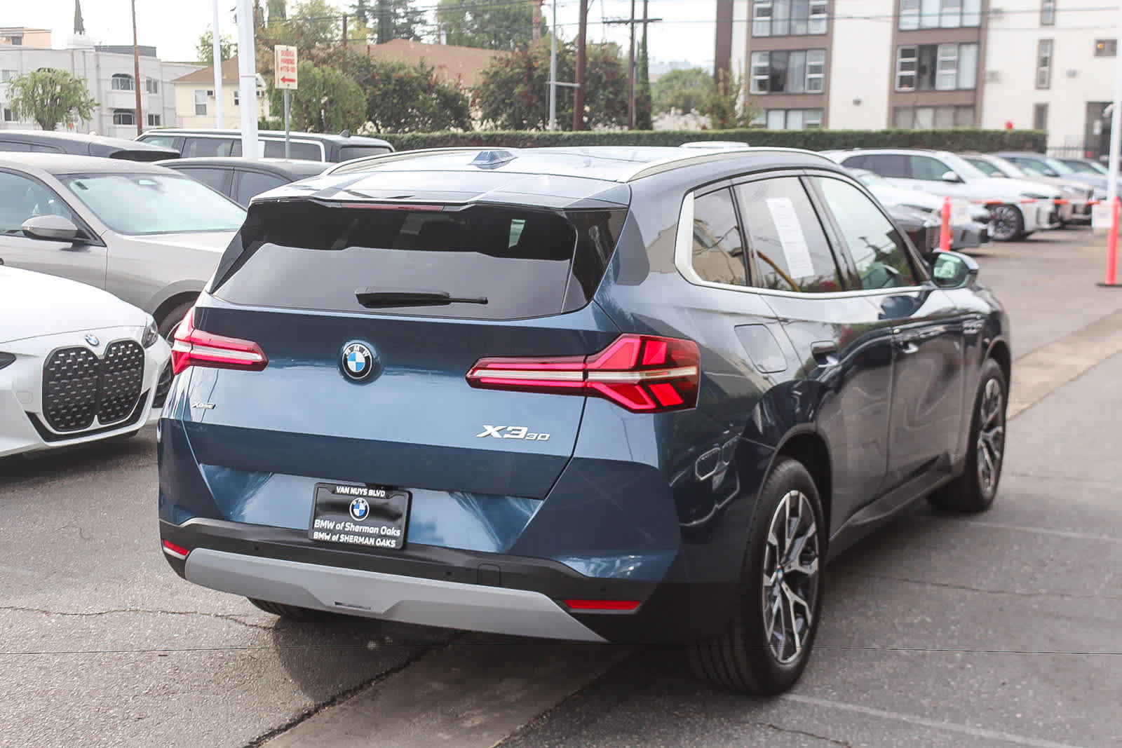 Used 2026 BMW X3 xDrive30i w/ Premium Package AWD/4WD image 7