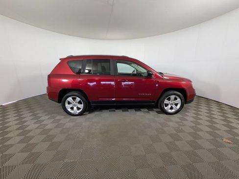 Used 2016 Jeep Compass Sport w/ Power Value Group FWD image 2