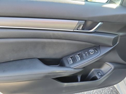 Used 2020 Honda Accord LX image 18