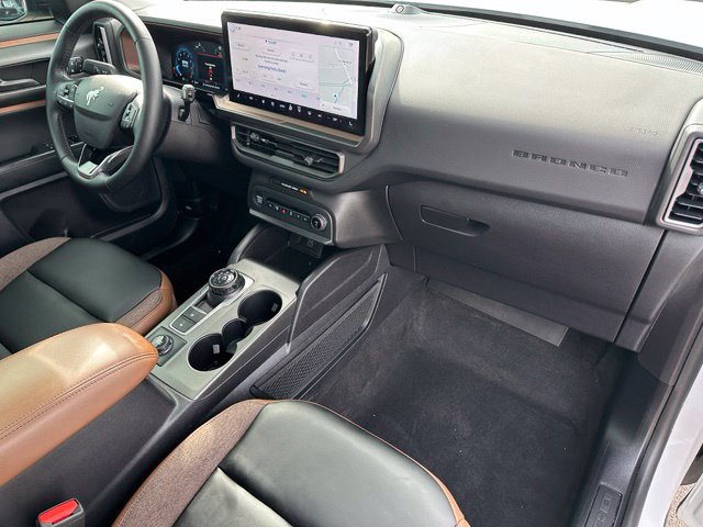 Used 2025 Ford Bronco Sport Outer Banks w/ Outer Banks Tech Package+ AWD/4WD image 9
