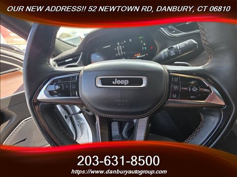 Used 2023 Jeep Grand Cherokee Summit w/ Advanced Protech Group IV image 11