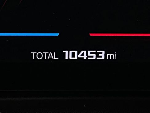 Used 2024 BMW M4 xDrive Competition w/ Executive Package image 19