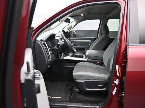 Used 2017 RAM 2500 Big Horn w/ Sport Appearance Group image 11