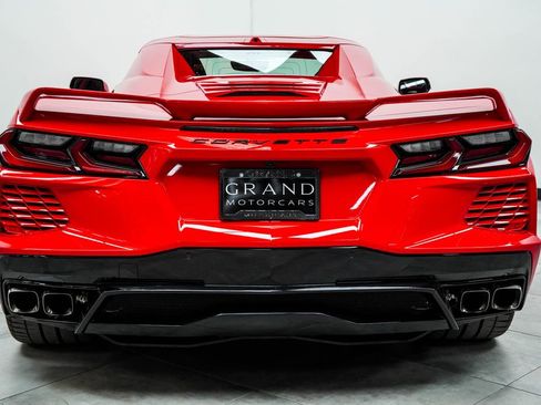 Used 2023 Chevrolet Corvette Stingray Premium Conv w/ Z51 Performance Package image 12