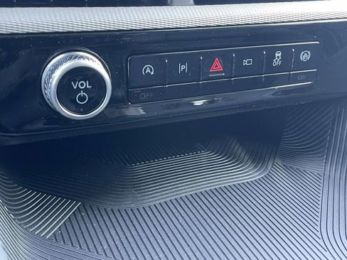 New 2026 Ford Explorer Active RWD image 19