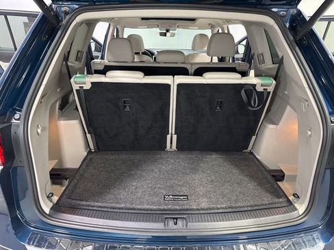 Used 2023 Volkswagen Atlas SE w/ Panoramic Sunroof Package FWD image 18