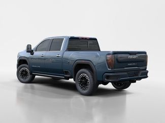 New 2026 GMC Sierra 3500 Denali w/ Denali Reserve Package AWD/4WD video 3