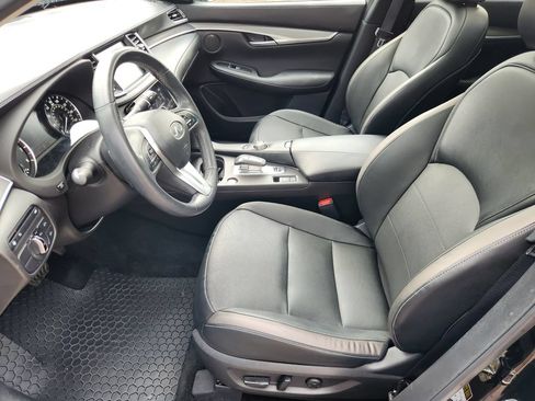 Used 2023 INFINITI QX50 Luxe AWD/4WD image 9