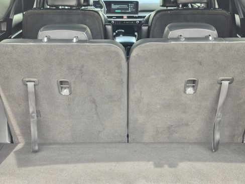 Certified 2025 Kia Sorento SX Prestige AWD/4WD image 16