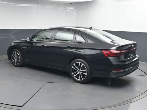 Used 2025 Volkswagen Jetta Sport FWD image 5